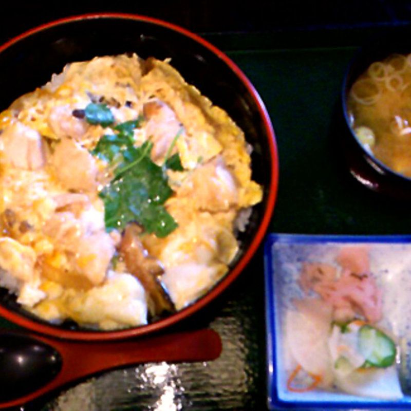 親子丼 (登利平 本店)