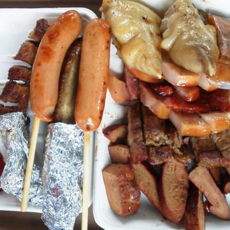 メガトンセット&メガスペアリブ (サイボクハム キッチン＆カフェテリア )