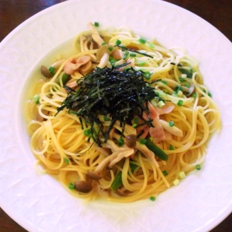 キノコとベーコンの和風パスタ(カフェ＆レストラン周)