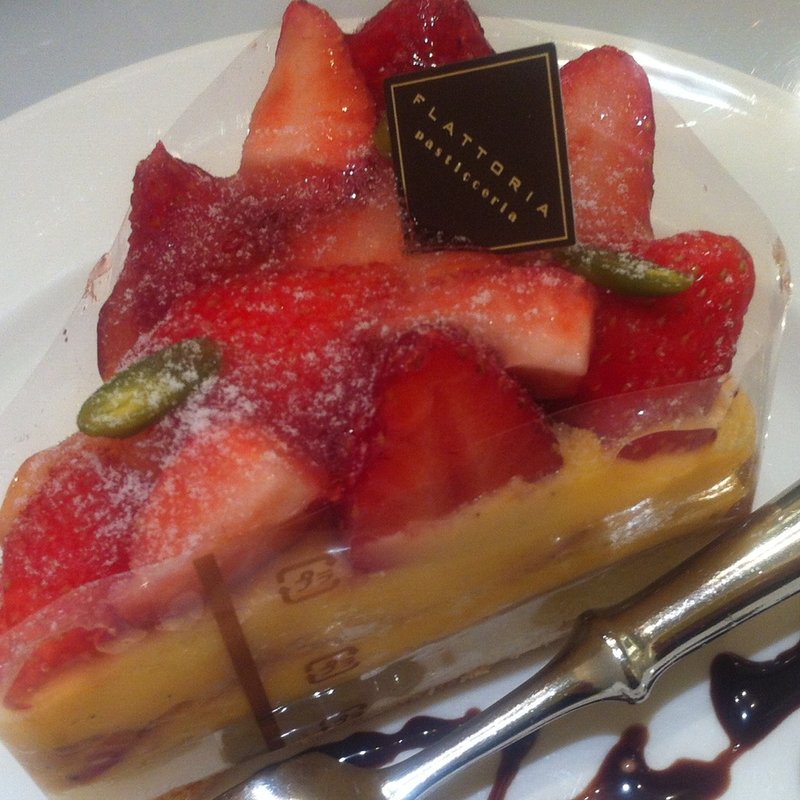 (フラットリア （FLATTORIA 【旧店名】 トラットリア・トゥレ）)