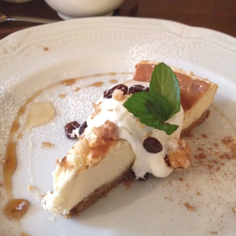 プレミアムべイクドチーズケーキ(bistro ＆ cafe La ChouChou （ビストロアンドカフェラシュシュ）)