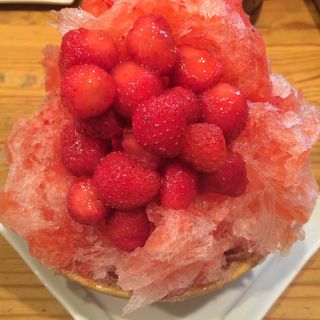 かき氷（イチゴ）(麺屋KABOちゃん)