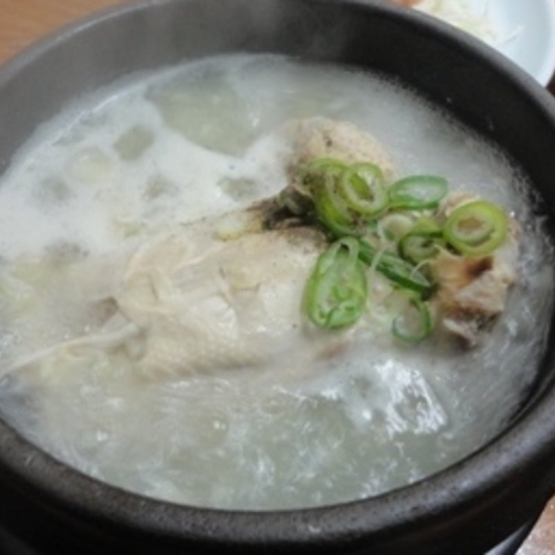 参鶏湯(開城参鶏湯)