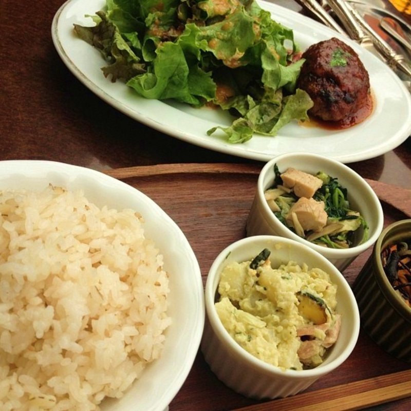 プチランチ＋お惣菜3種(bistro ＆ cafe La ChouChou （ビストロアンドカフェラシュシュ）)