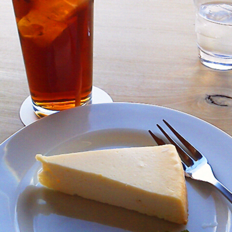 ニューヨークチーズケーキ とアイスティ(蓼科花ファクトリー )