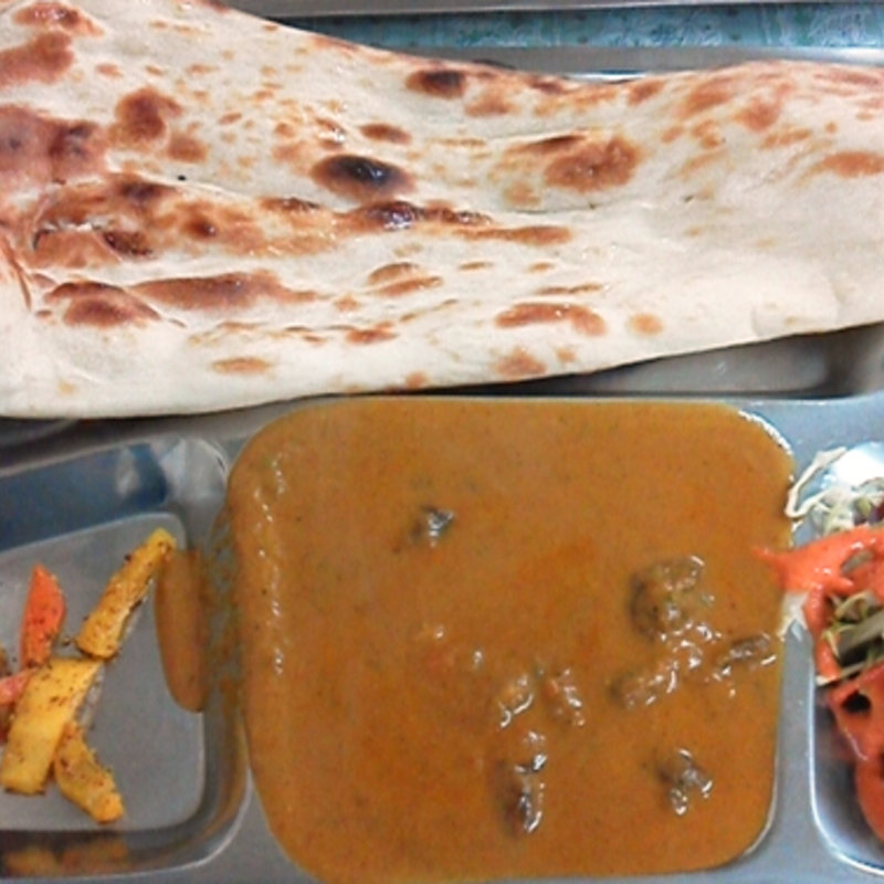 チキンカレー(ドスティ　ナンハウス)