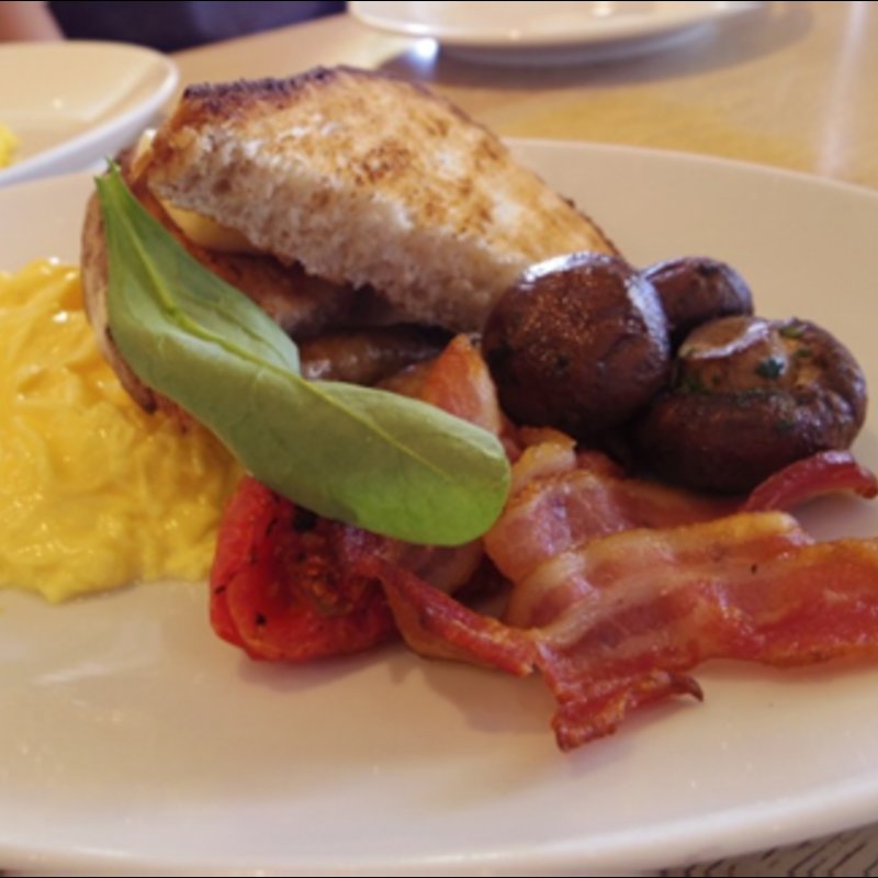 Full aussie breakfast(bills 七里ヶ浜)