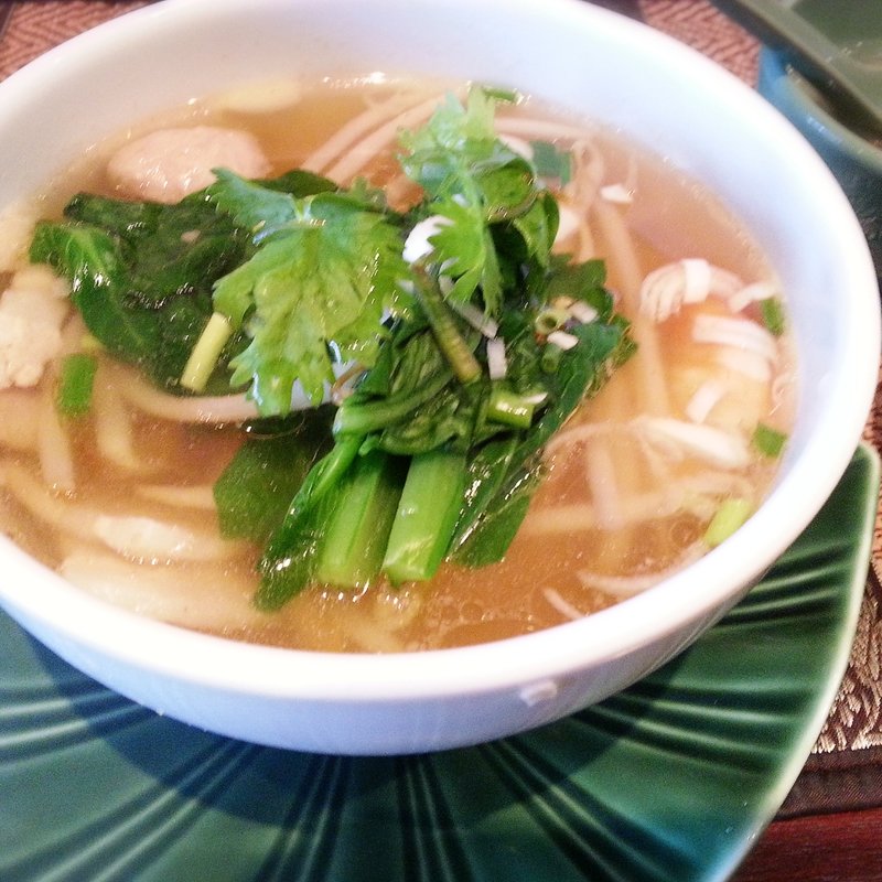 クイティオ ナーム ランチ(ブルーパパイアタイランド)