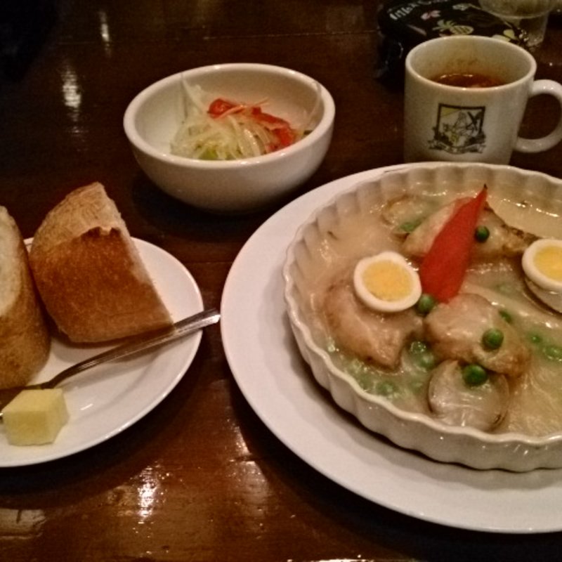 ランチメニュー　魚介のクリーム煮(カサ・デ・フジモリ 関内店)