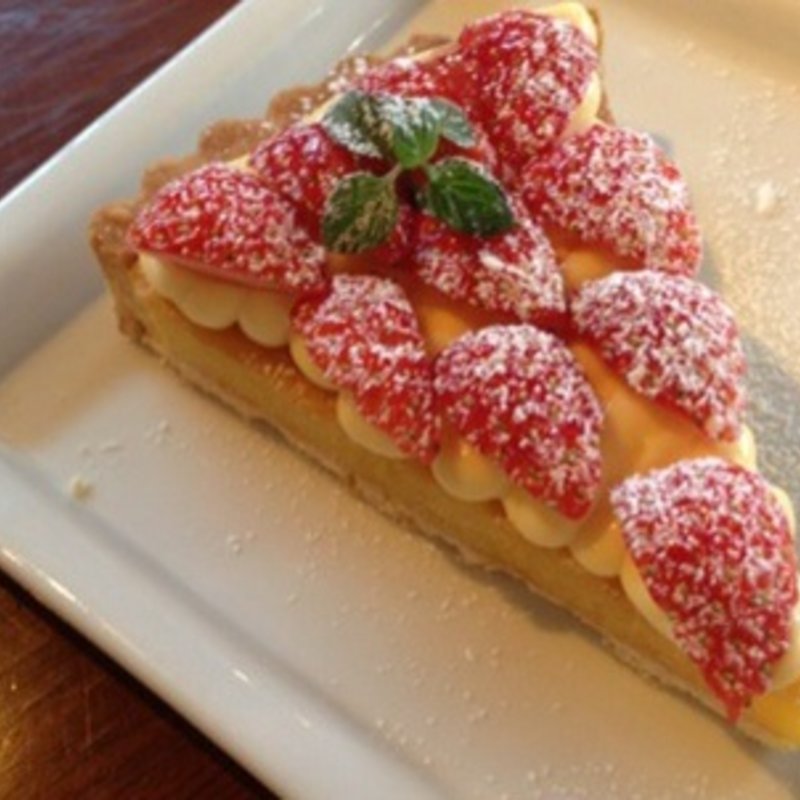 たっぷり苺のタルト(フリーマン カフェ)