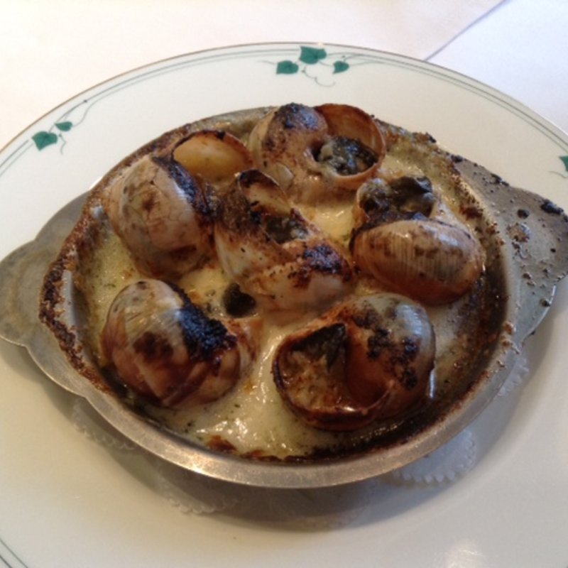 エスカルゴブルゴーニュ風(萬養軒)