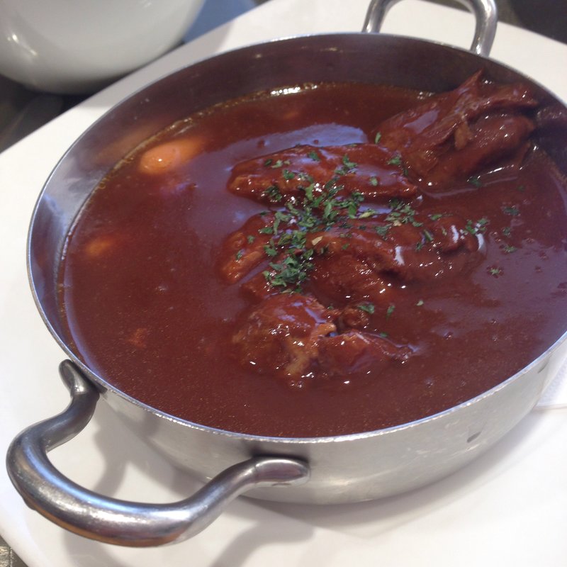 牛たんシチュー定食(伊達の牛たん本舗 仙台駅3階 牛たん通り店 （だてのぎゅうたんほんぽ）)