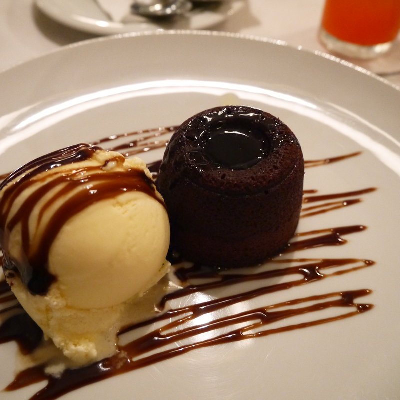 PETIT GATEAU(Plancha Parrilla Restaurante)