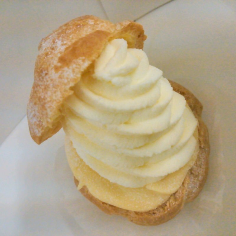 特選生シュー(レカミエセンター 南駅店)