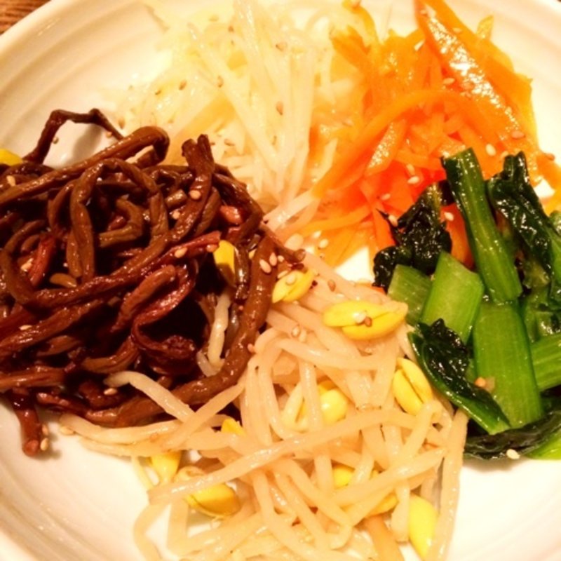 自家製ナムルの5種盛り合せ(タル家 （タルヤ）)