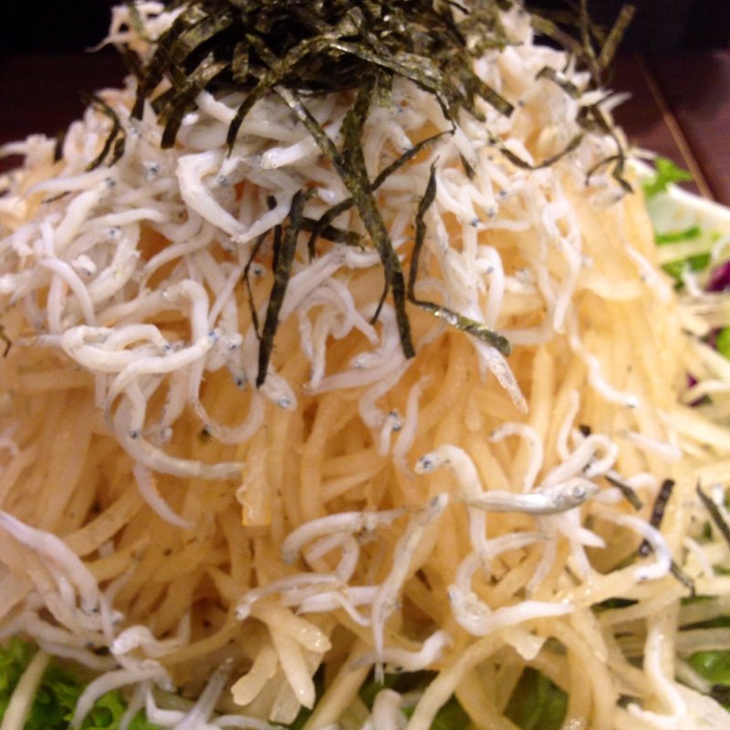 じゃこと大根のサラダ(個室ダイニング Hirari 渋谷)