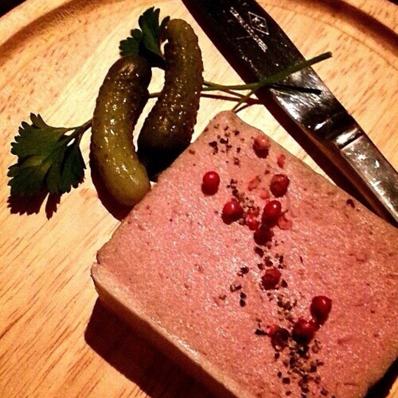 白レバーのテリーヌ(魚とワインとイタリアン 神楽坂ワイクッチーナ)