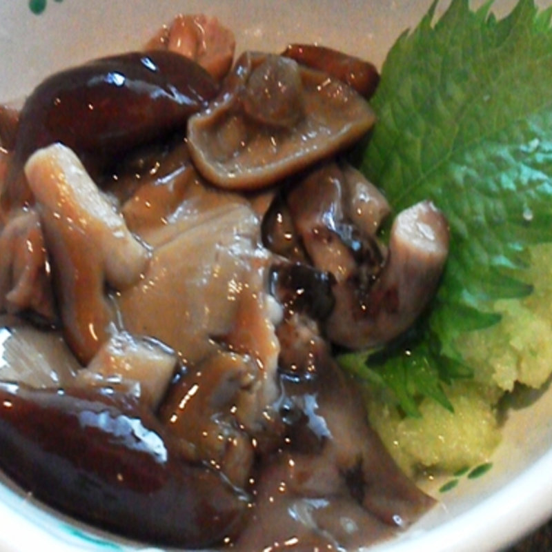 山採りきのこの大根おろし和え(うずら家 （うずらや）)