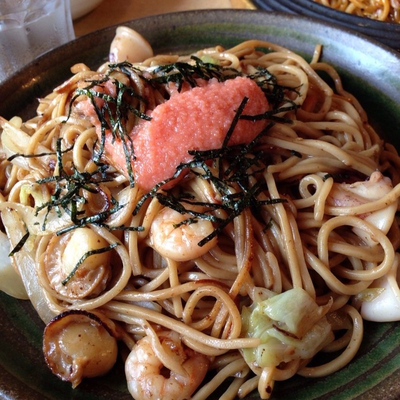 海鮮バター醤油焼きそば大盛(まるしょう)