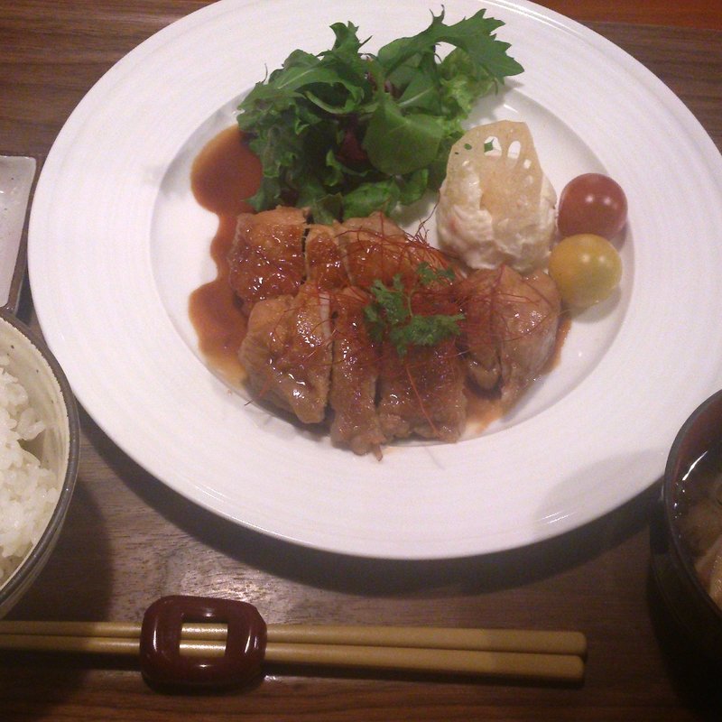 知床鶏の照り焼き御膳(ダイニング＆カフェ ON)
