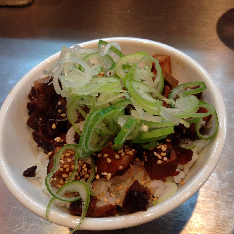 チャーシュー丼(麺 やまらぁ)