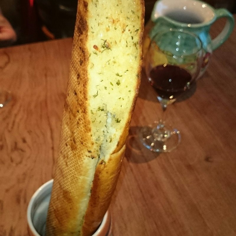 バゲット　ガーリック味(ルーチェサンタルチア あべのハルカスダイニング店)