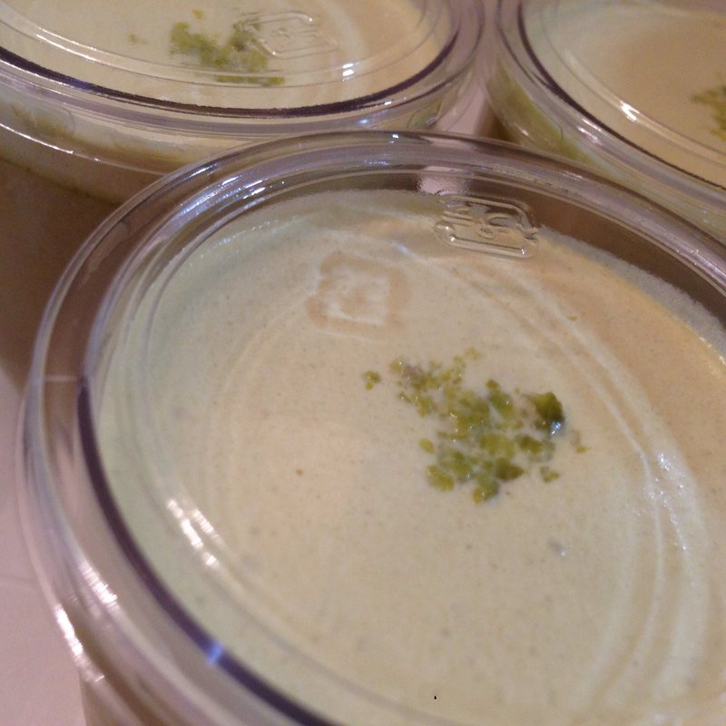 ピスタチオのプリン(Toshi Yoroizuka Mid Town (トシ ヨロイヅカ ミッドタウン))