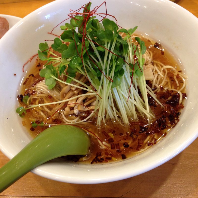 醤油ラーメン(フルル)