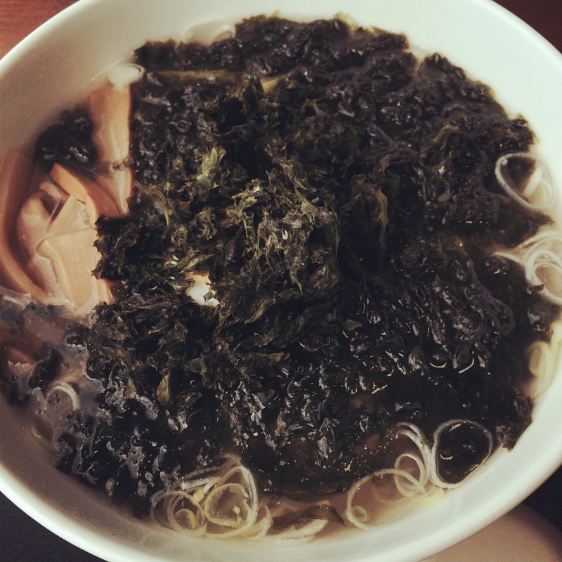 島のりラーメン(伊豆大島岡田港客船待合所レストラン　いずしち丸 )