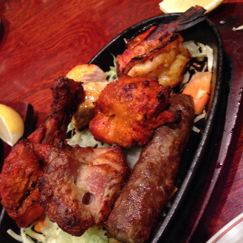 盛り合わせ(インド パキスタン料理 HANDI)