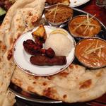キーマ、マトン、シーフード (インド パキスタン料理 HANDI)