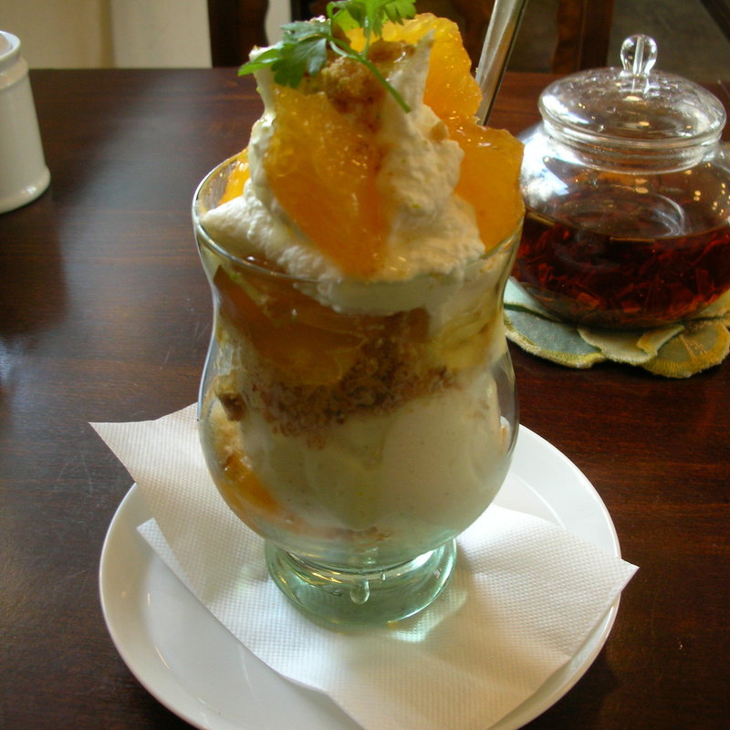 清見オレンジとはちみつのパフェ(パティスリー ビヤンネートル｜BIEN-ETRE PATISSERIE)