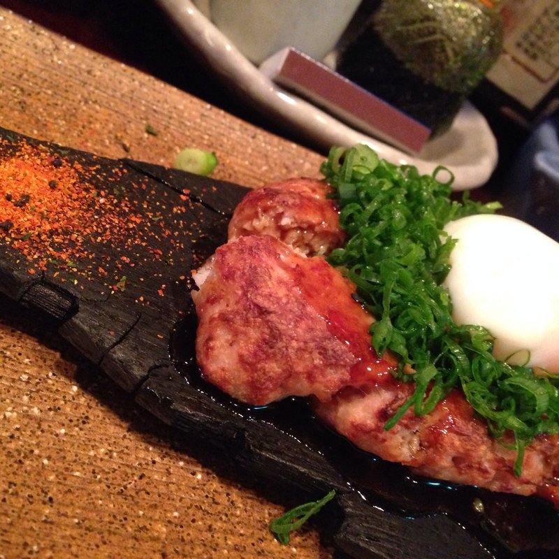 宮島つくね(大皿惣菜 まぁる （おおざらそうざい まぁる）)