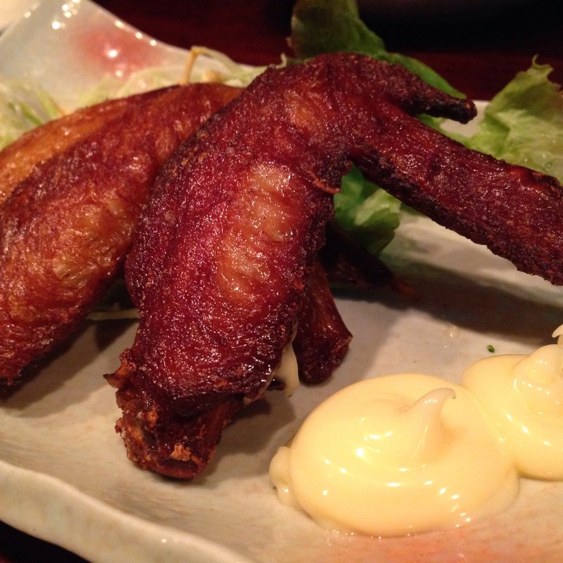 手羽先の唐揚げ(大皿惣菜 まぁる （おおざらそうざい まぁる）)