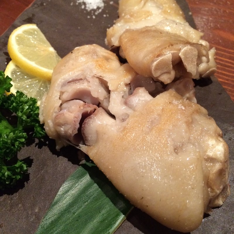 豚足の炭火焼(百甕)