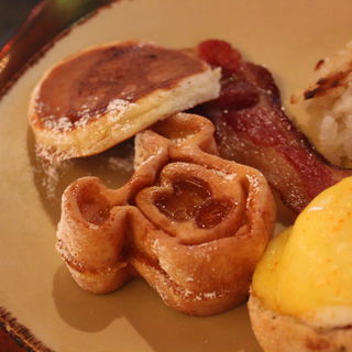 Mickey Waffle(Makahiki)