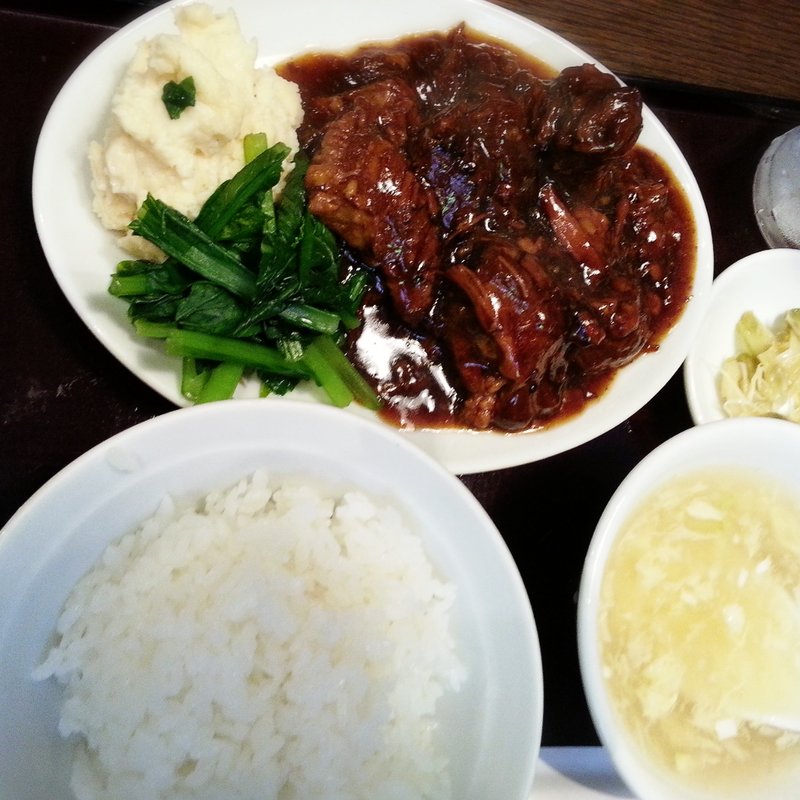 牛バラの煮込み定食(CHINESEKITCHEN 虎8 （チャイニーズキッチントラハチ）)