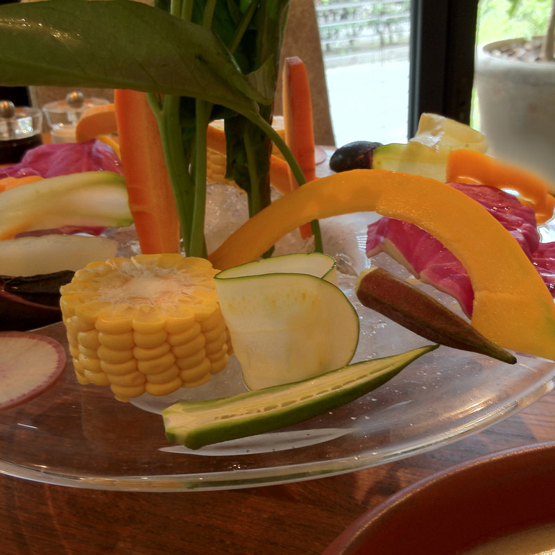 農園バーニャカウダ(AWkitchen Laplatina)