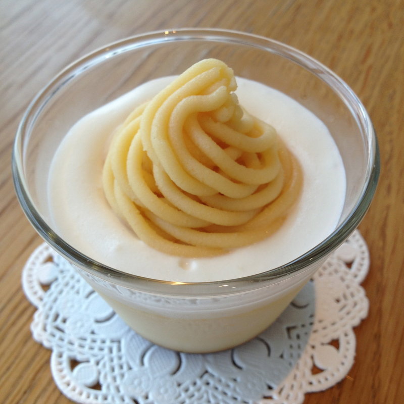 カスタードプリン　たまご餡のせ(ディヨンナナショクドウ （d47食堂）)