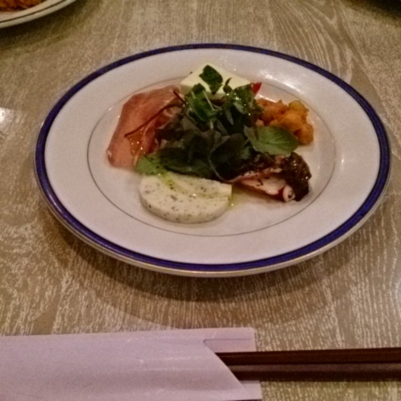 四季ディナーの前菜(伊太利庵厨房　四季の庭  )