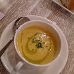 四季のディナーの今月のカップスープ(温)