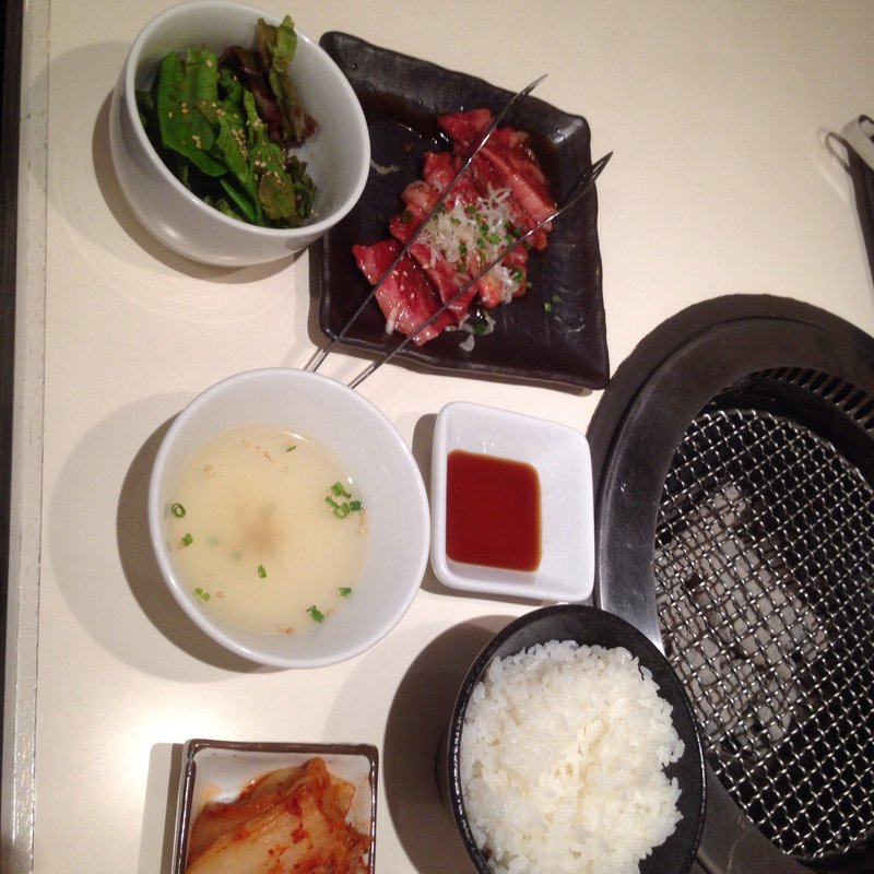 特選カルビランチ(焼肉六区)