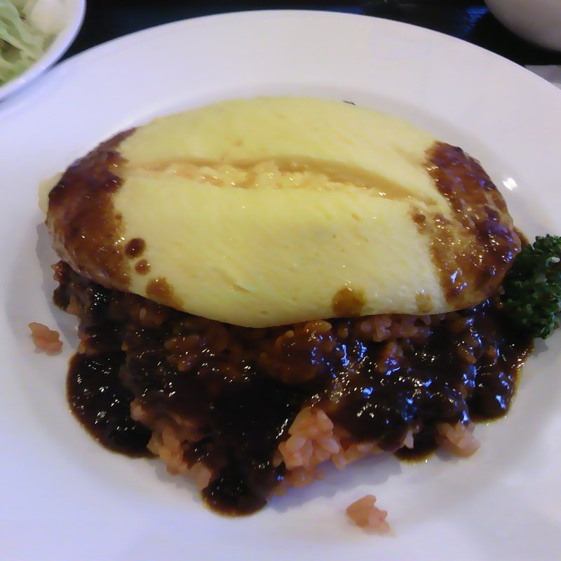 ふわふわオムライス(信州松川村　すずむし荘　松川キュイジーヌ)