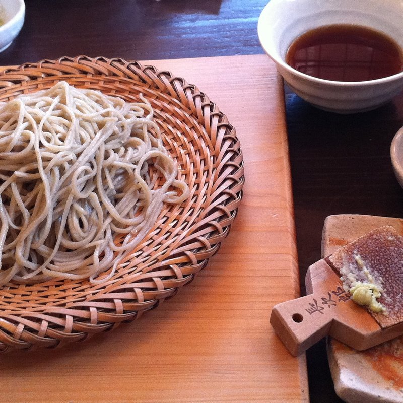 絹びきせいろ(蕎麦きり　彦衛門)