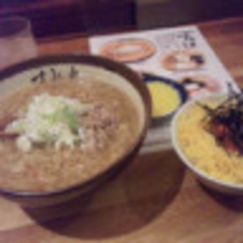 すみれ味噌ラーメン(すみれ　すすきの店)