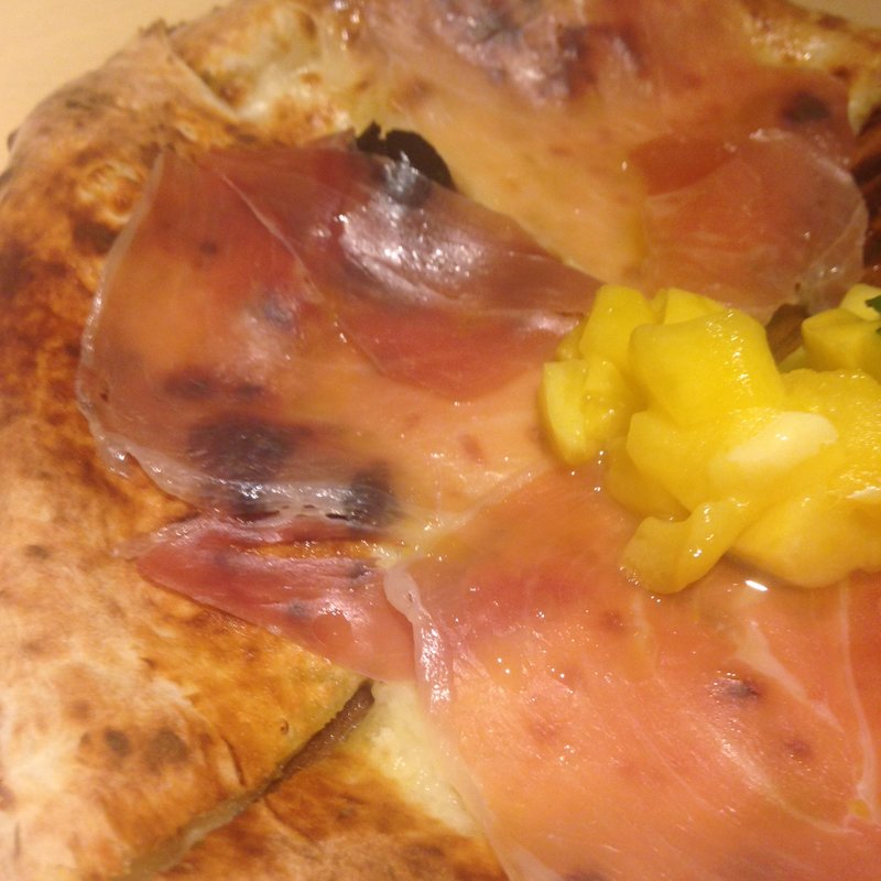 トロピカルピザ(ピッツァフォルノカフェ （PIZZA　FORNO　CAFE）)