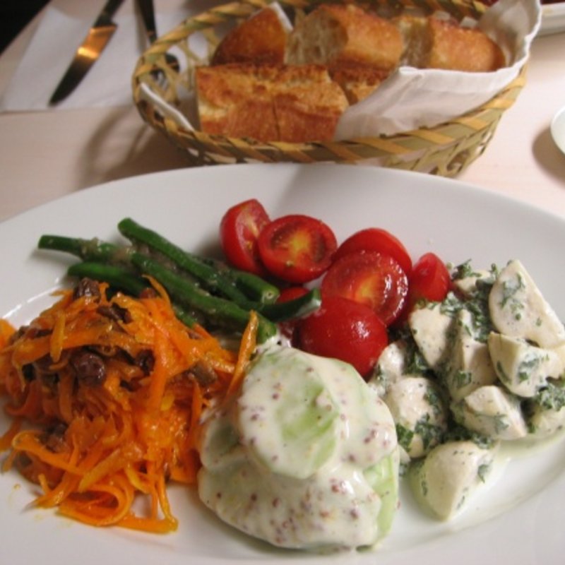 グリュディテサラダセット(カタネベーカリー)