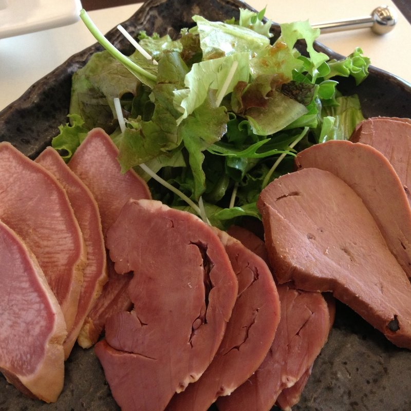 スモーク盛り合わせ(Schwein haben)