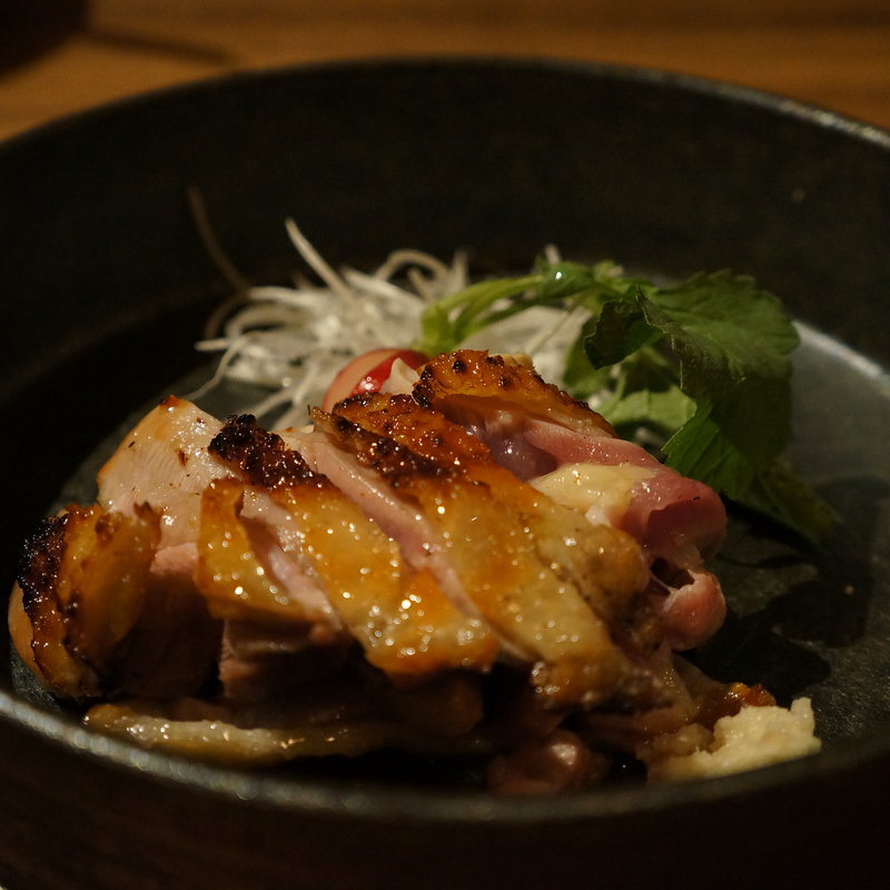 モモのタタキ(炭焼創彩鳥家 人見)