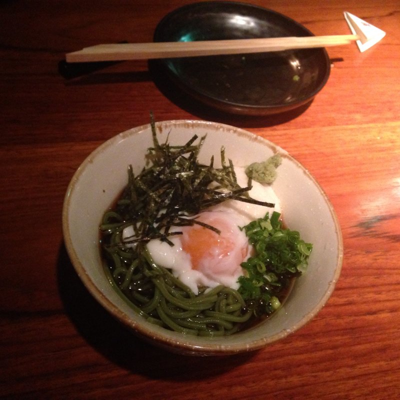 冷たい茶そば(えんむすび)